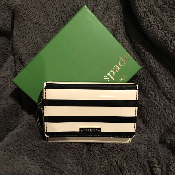 kate spade Handbags - Kate Spade Black Cream Stripe wallet